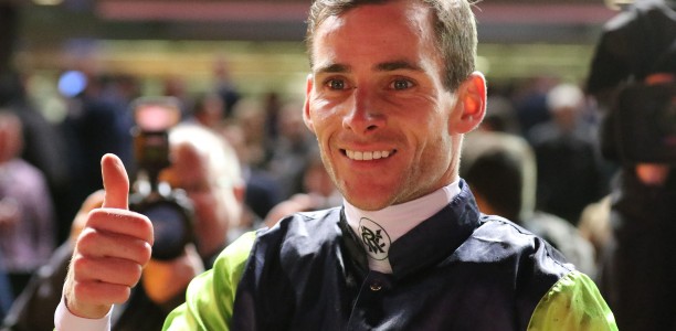 Jamie Mott breaks leg in Cranbourne fall