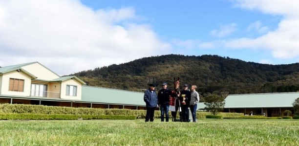 Lloyd Williams set to sell Macedon Lodge