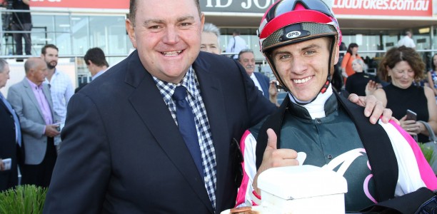 Liam Riordan fractures collarbone in fall at Swan Hill
