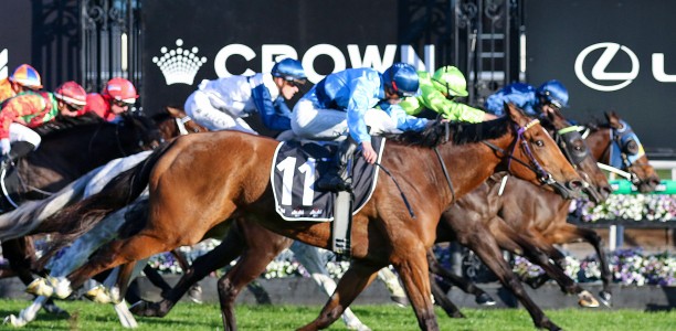 Pondalowie prevails in Let’s Elope Stakes upset