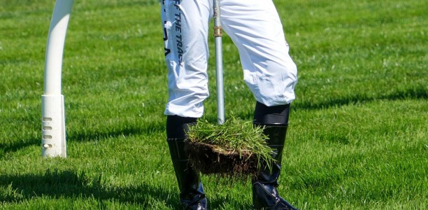 Turf wars break out over Caulfield track